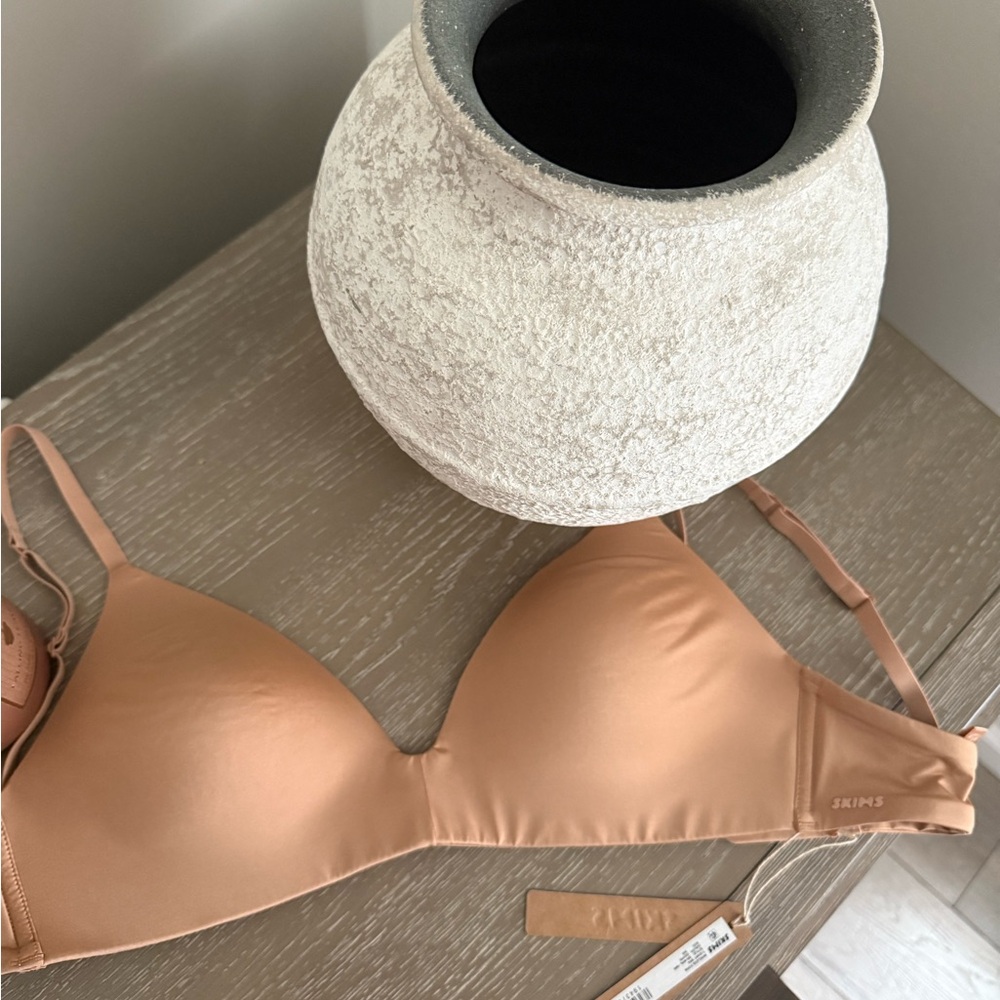 SKIMS Smooth T-Shirt Bra - Tan